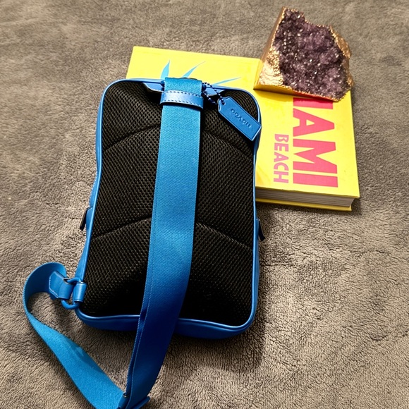 Coach beautiful cross back 09/10 - Picture 4 of 4